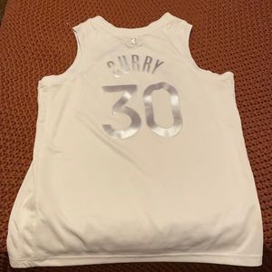 Curry basket ball jersey never washed
